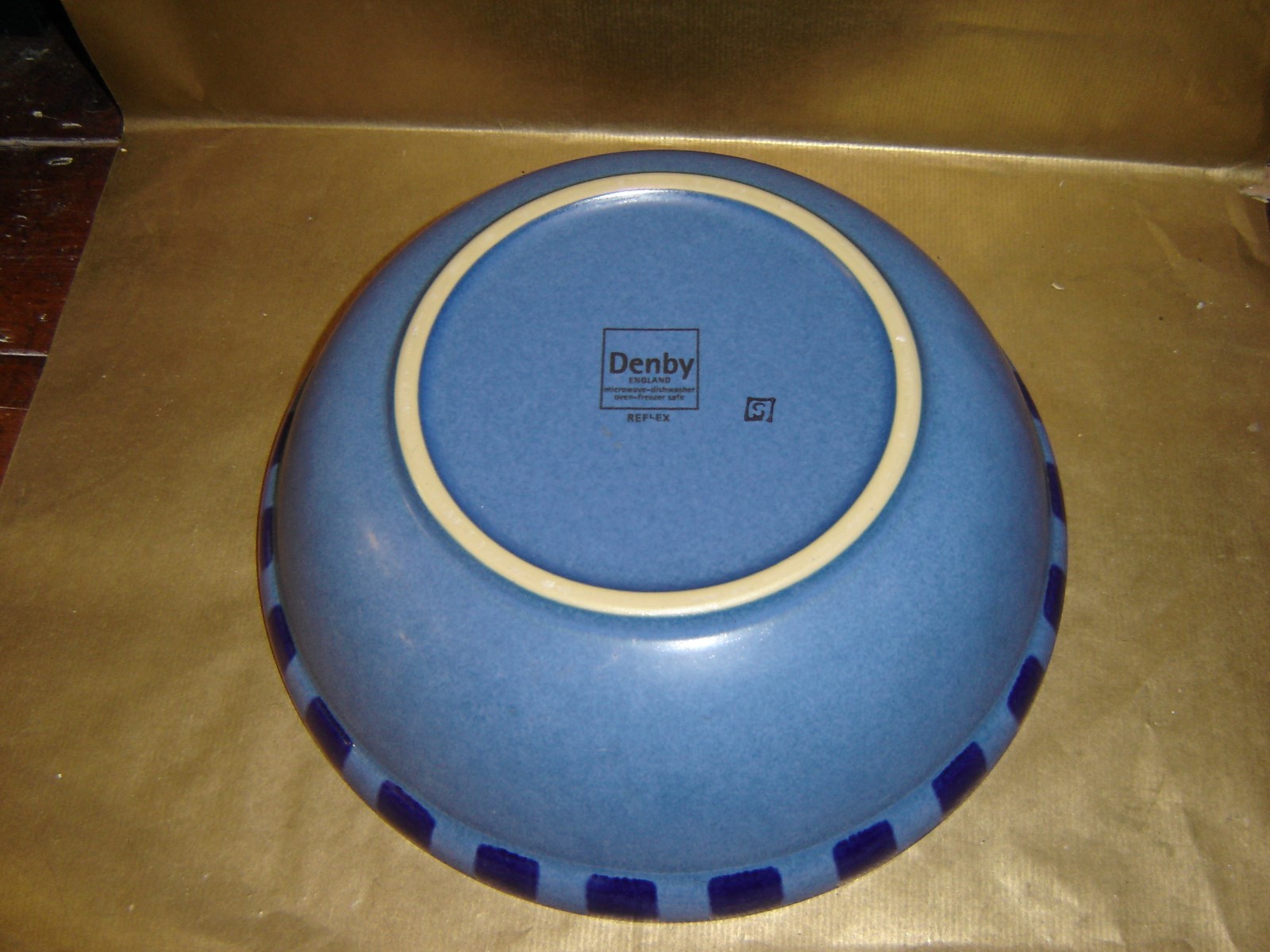 denby reflex large round serving / fruit / salad / pasta / mixing bowl