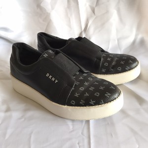 dkny robert sneakers