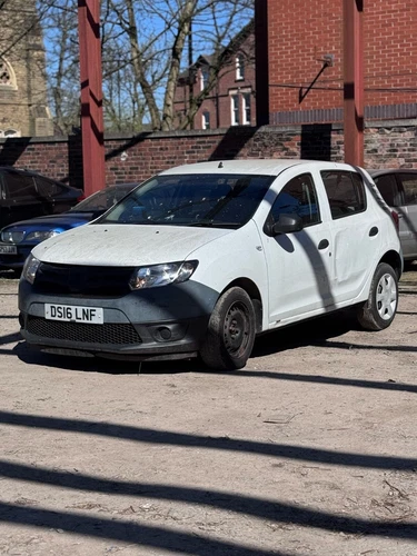Dacia Sandero 1.2 Access Hatchback 5dr Petrol Manual Euro 6 (75 ps) - Picture 1 of 16