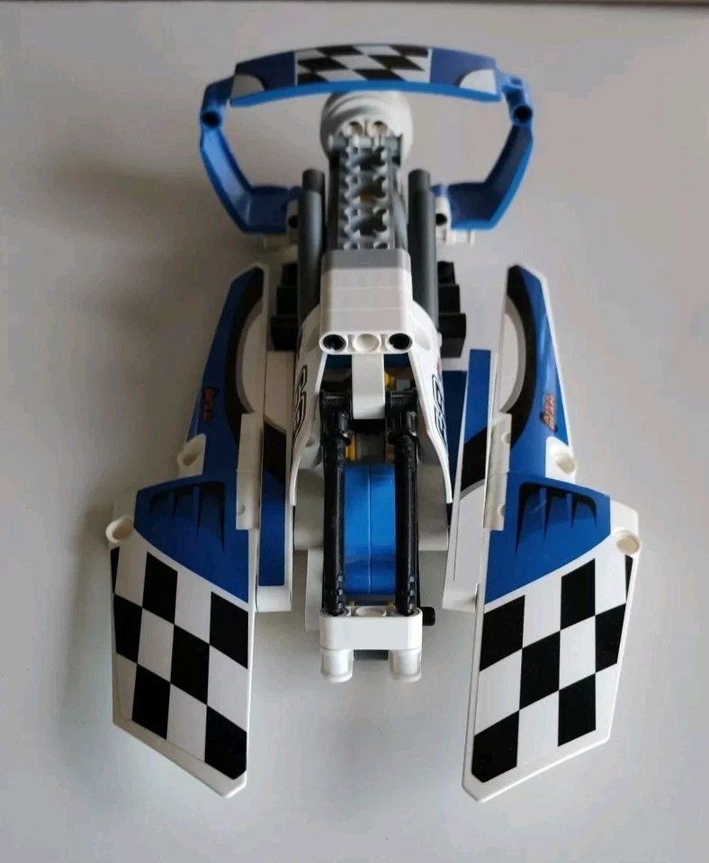 Lego Technic - Hydroplane Racer - 42045 - No Stickers, photo 2 of 3