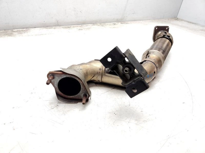 Tubo de escape Nissan Rogue 2008-2015 OEM 20010-JM10A Foto 3 de 4