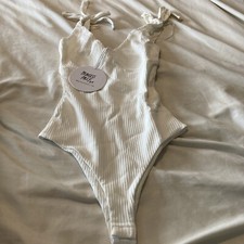 Princess Polly women  s bodysuit clove tie up white size 2