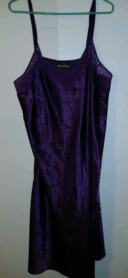 Thalia Sodi Lace Nightgown Size 2x - Image 2 of 4