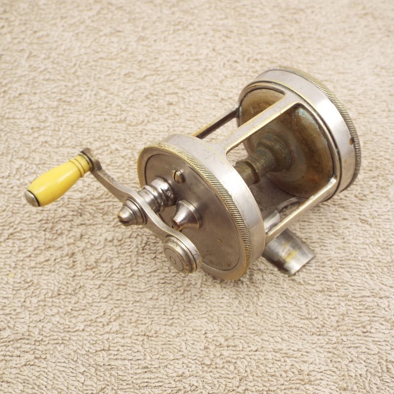 A.F.MEISSELBACH FREE SPOOL TRIPART 581 antique fishing reels vintage