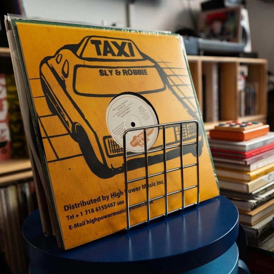 Churvy唱片和书架-镀铬存储架用于书籍、乙烯LP和Maga... — 第 2/4 张图片