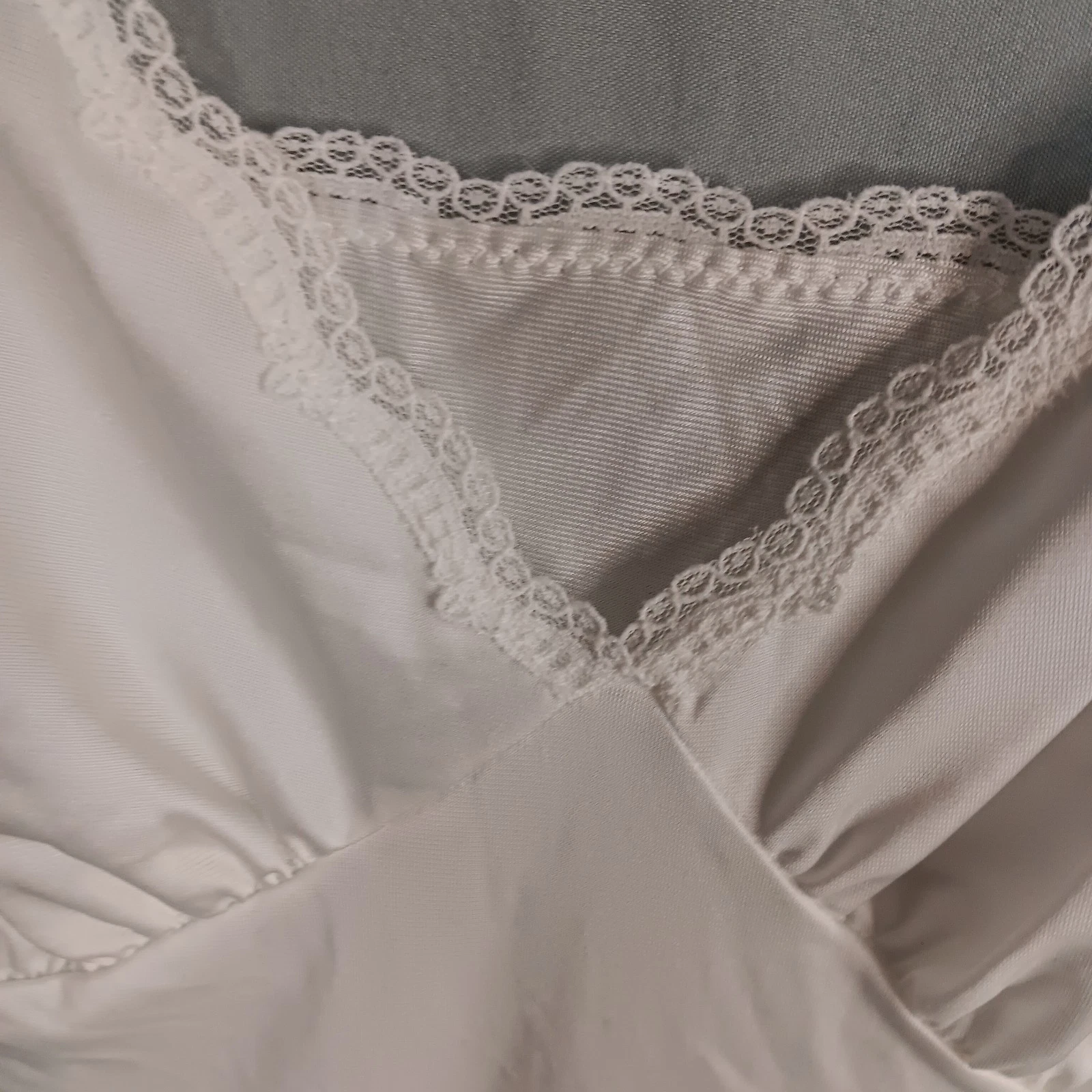 OFF WHITE Abito slip vintage Shadowline nuovo con etichette 40 panna lingerie bianco sporco pizzo trasparente nylon completo