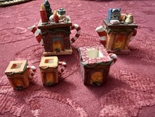 Tiny Tea Pots W/ Lids And Mugs 7 Piece Resin