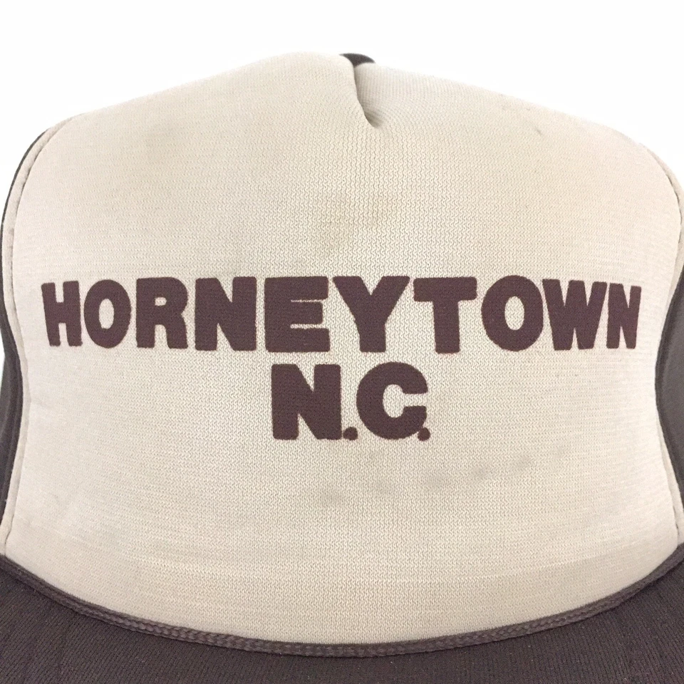 De Colección Horneytown NC Gorra Logo Malla Espuma A Presión Espalda Camionero Béisbol Agricultura Caza Sombrero Foto 2 de 4