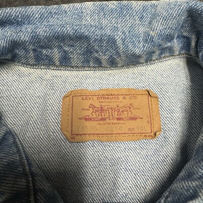 NICE! Vtg 80s LEVI'S DENIM JACKET, 71506-0214 USA, TAG 40 L
