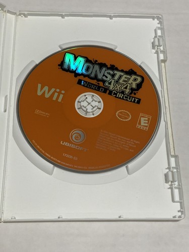 Monster 4x4: World Circuit Nintendo Wii Monster Truck Game - Complete w/ Manual - Picture 4 of 5