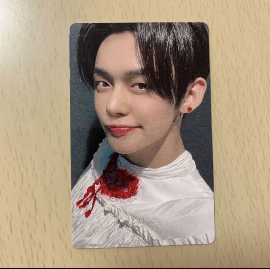 TXT JAPAN FC Limited Questionnaire 2021 Official Photocard TXT JAPAN FC Limited Questionnaire 2021 Official Photocard