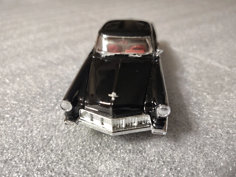 富兰克林铸币厂 1956 年林肯大陆马克 II 1:43 — 第 2/4 张图片