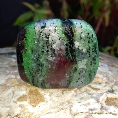 Scheibenstein   Ruby Zoisite Rubin Zoisit  Objekt Winter Garten Nr.M