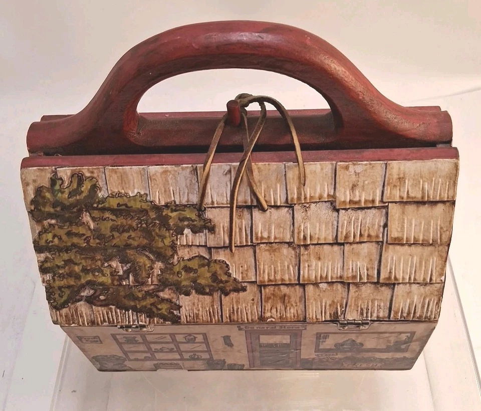 Vintage 70's Unbranded Wood Box Purse Lacqured General Store Scene Read Look - Image 2 of 4