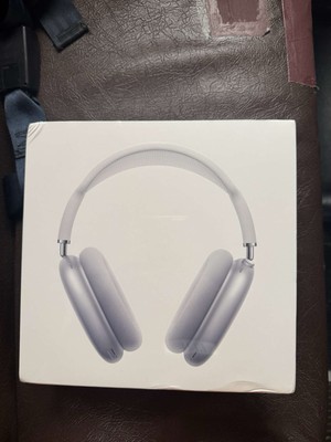 Apple AirPod Maxs Silver New and Sealed