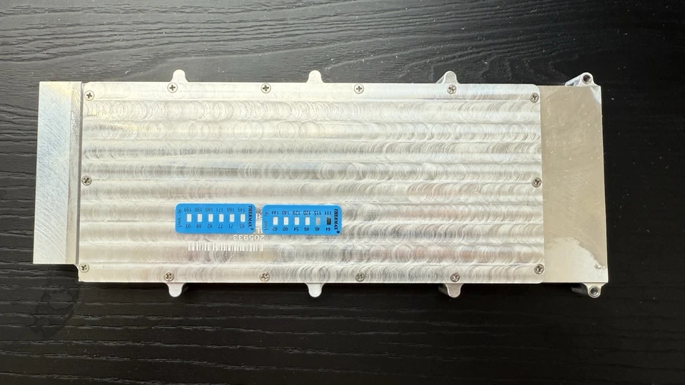 NVIDIA A100 80gb watercooler - Image 3 of 3