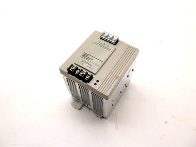 Omron S8VS-24024 Power Supply Input 100-240V 3.8A Output 24VDC 10A