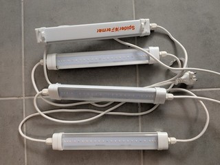 Spider Farmer LED Pflanzenlampe (4er Set) – Nur 1 Mal benutzt