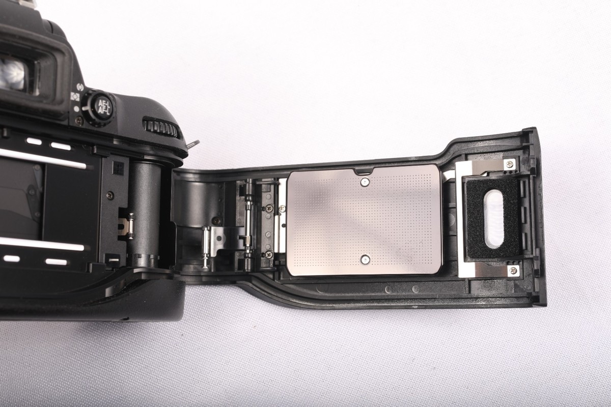 Nikon F80 35mm SLR Film Camera Body Only for sale online | eBay