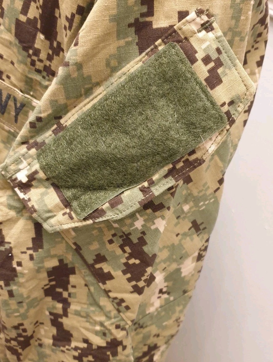 U.S. Navy SEABEES Camo Shirt Large UK Military Tactical Uniform