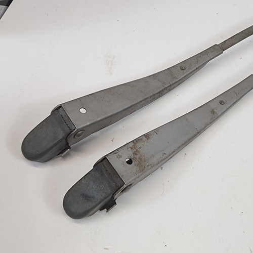 1977-1979 Cadillac Deville Windshield Wiper Arms - Picture 2 of 6