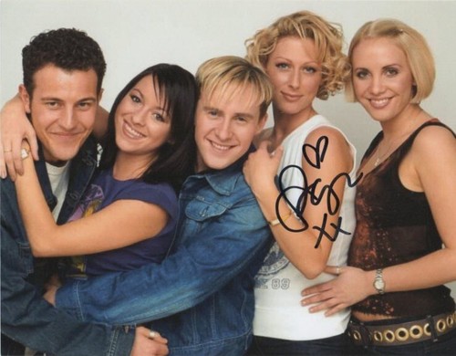 Faye Tozer Steps Tragedy 5678 Original Hand Signed 8x6" Autograph Photo & COA - Picture 1 of 3