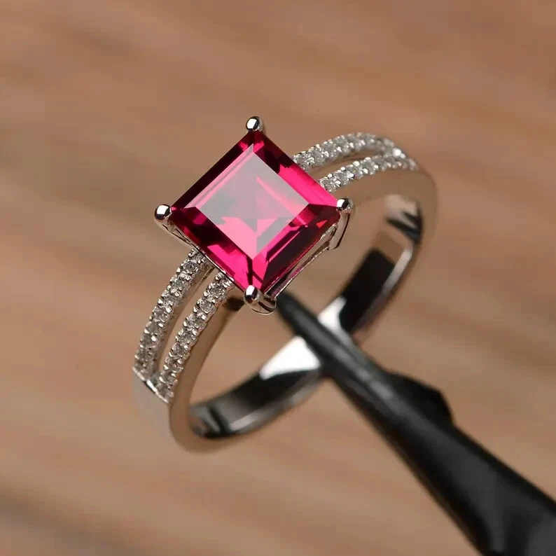 Unique Solitary Ring 2.37 Ct Princess Cut Simulated Ruby 14K White Gold Plated - Image 2 of 4