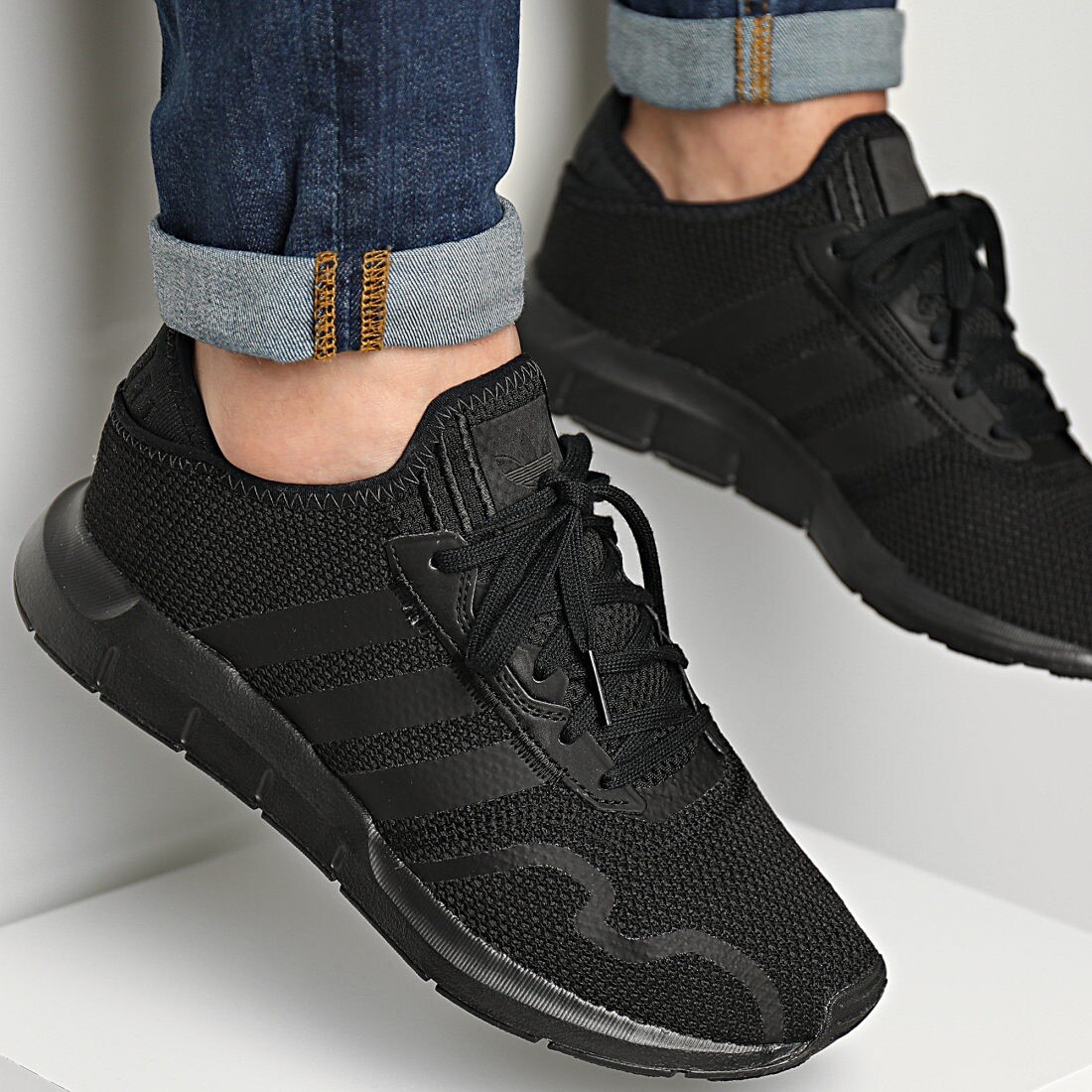 Adidas Swift Run X Men Athletic Trainer 