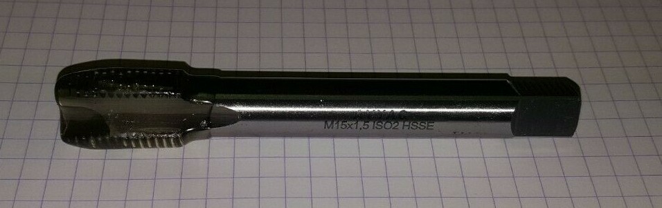 Taraud machine M15X1,50 en acier HSS-M35 au cobalt pour taraudage de précision DIN 374