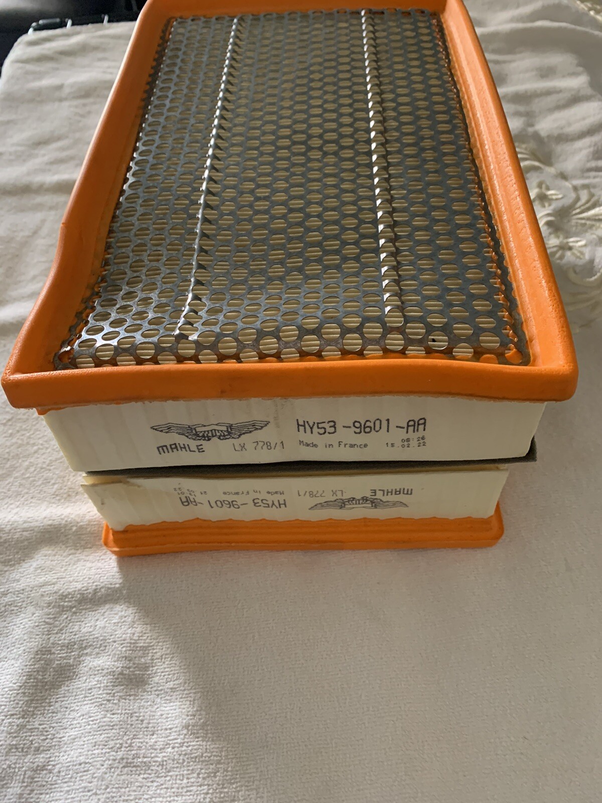 ASTON MARTIN AIR FILTER OEM：HY53－9601－AA