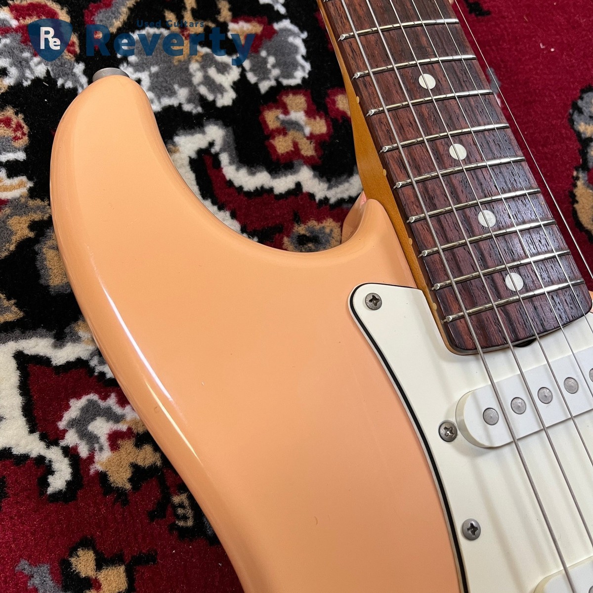 Fender Japan ST62M Shell Pink 1993-1994年 Fender Japan ST62M '62 Reissue Stratocaster Shell Pink 1993–1994
