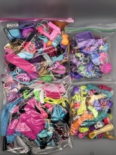 Huge Lot Of Monster High Dolls Accessories Clothes Shoes Pets Purses Bags 2 Lbs