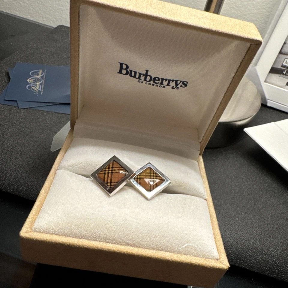 Gemelos a cuadros Burberrys London esmalte ámbar con caja original - logotipo vintage Foto 3 de 4