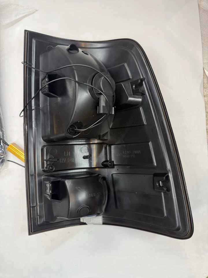 Par de luces traseras LED negras luces de freno para Dodge Ram 1500 2500 3500 2009-2018 Foto 2 de 2