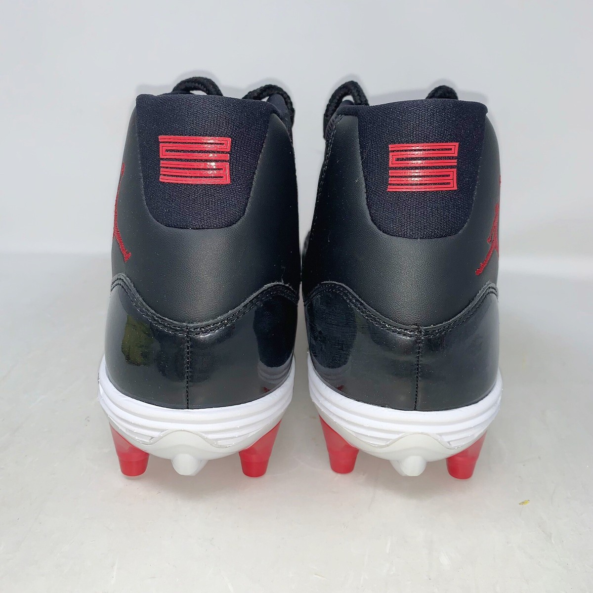 jordan 11 retro cleat bred