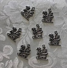 7 piece Santa Claus in sleigh Christmas metal charm pendant diy jewelry making