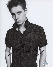 Max Irons Autographed Signed 8x10 Photo ACOA 2020-1