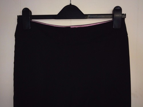 Gorgeous Black Eyelet Bootleg Trousers from Dororthy Perkins - Size 10 - BNWOT! - Picture 3 of 4