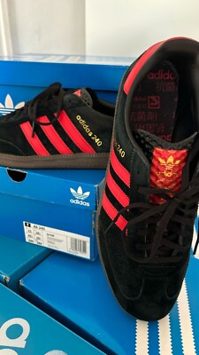 Adidas AS 240  Black Scarlet  (10,5 / 45,3) schwarz/rot (GX7998)