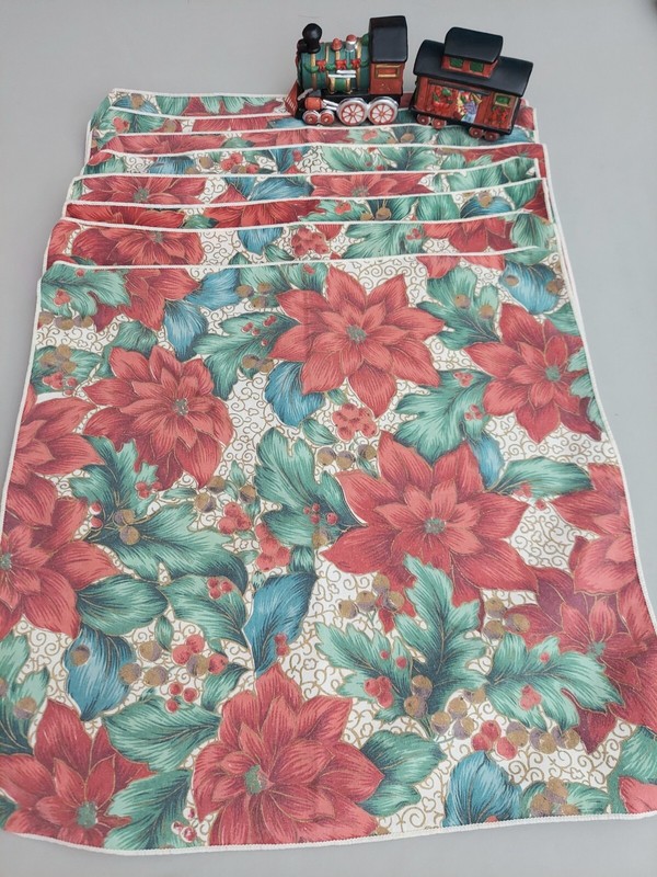 Vtg Cloth Napkins Holiday Christmas Poinsetta 8 Pc 16.5x 17" Very Nice!!