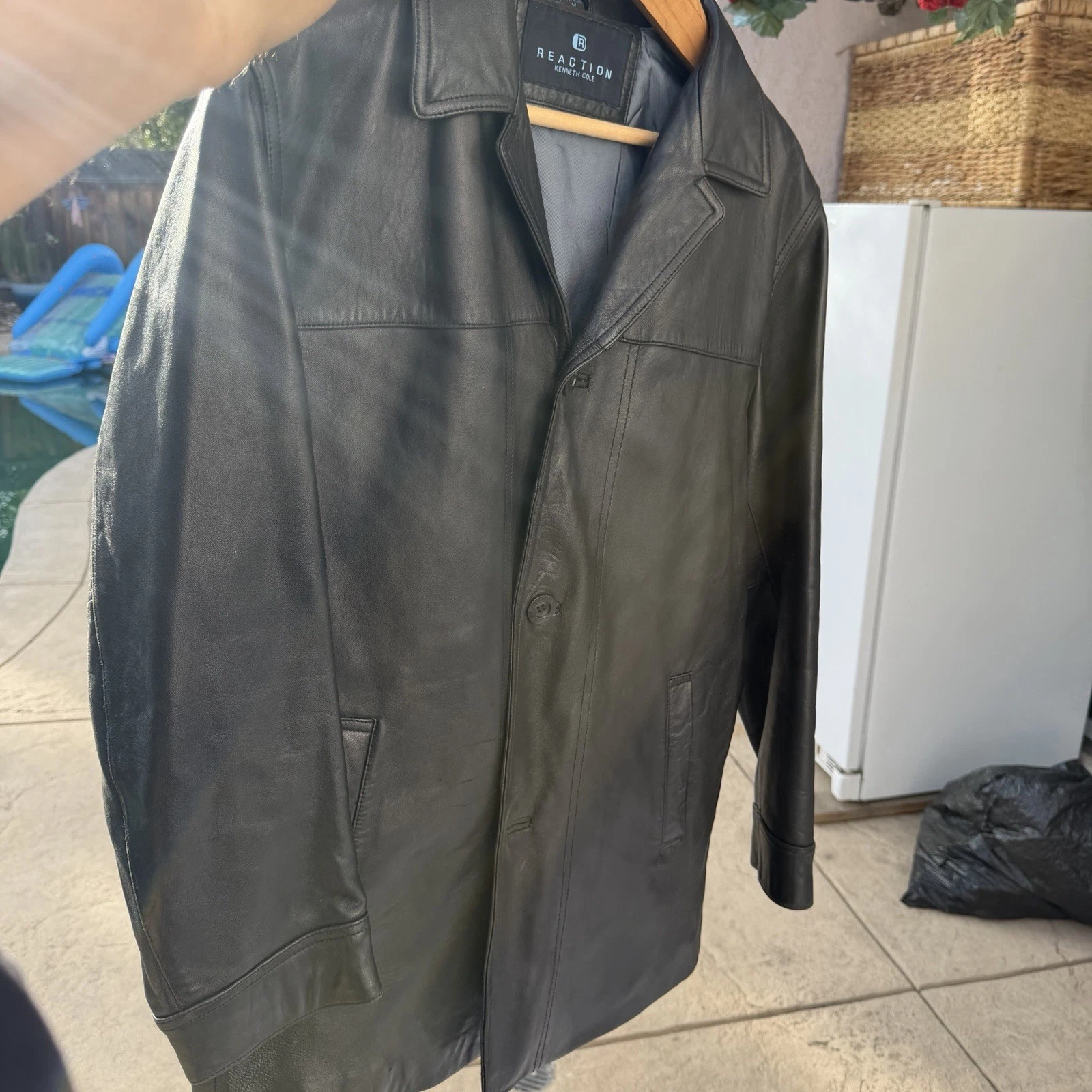 Kenneth Cole Reaction Mens Genuine Leather Jacket Sz.Medium Classic 3 Button image 2