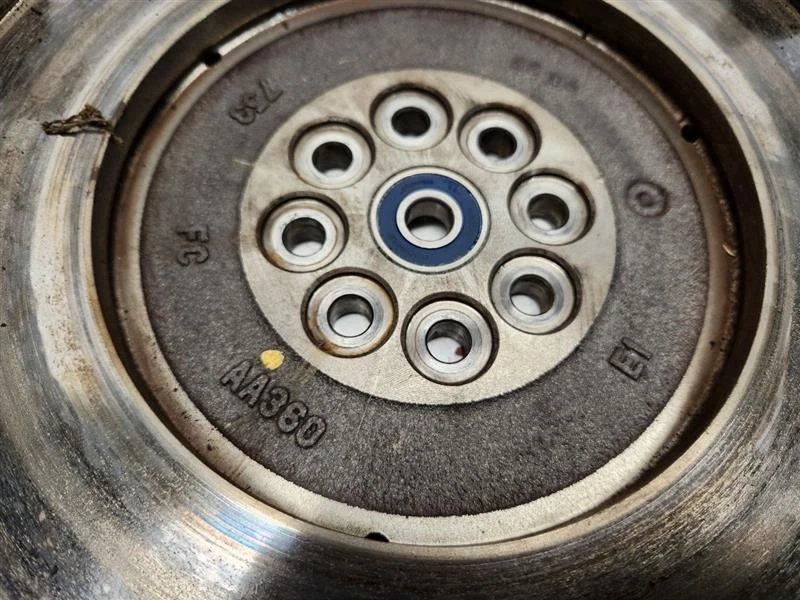 Volante Subaru Impreza 2004-14 (2,5 L/Turbo/MT) con herrajes Foto 4 de 4