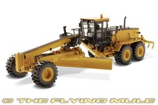 Diecast Masters 1:50 24M Motor Grader