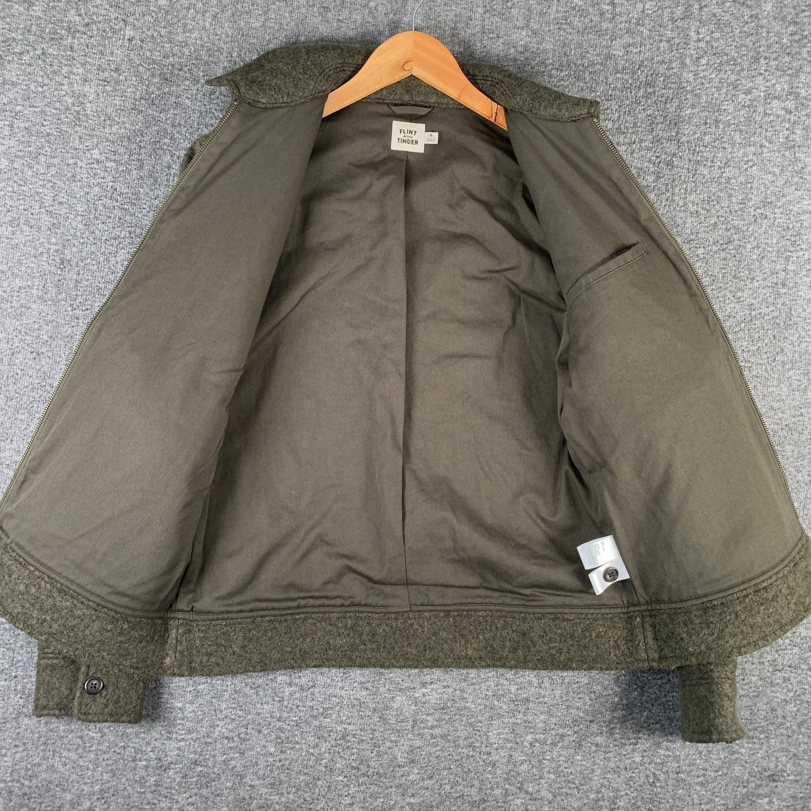 Flint and Tinder Jacket Men Small Boiled Wool Station Huckberry Olive Green - product detail image 4