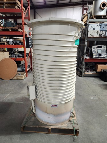 Varian / Agilent diffusion pump HS-32 large 76143-309
