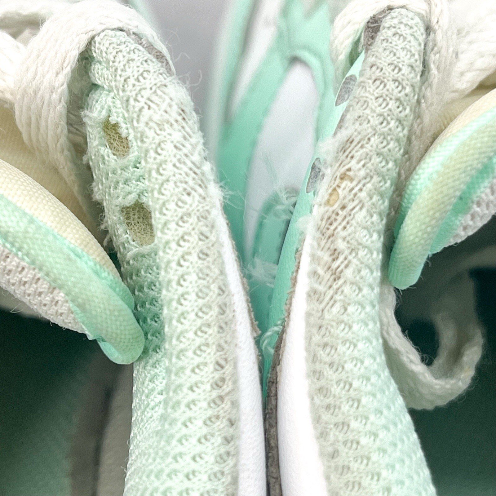 Nike Kids Size 5Y Dunk Low GS Mint Foam White Green Sneakers Shoes FZ3534-100 thumbnail 12