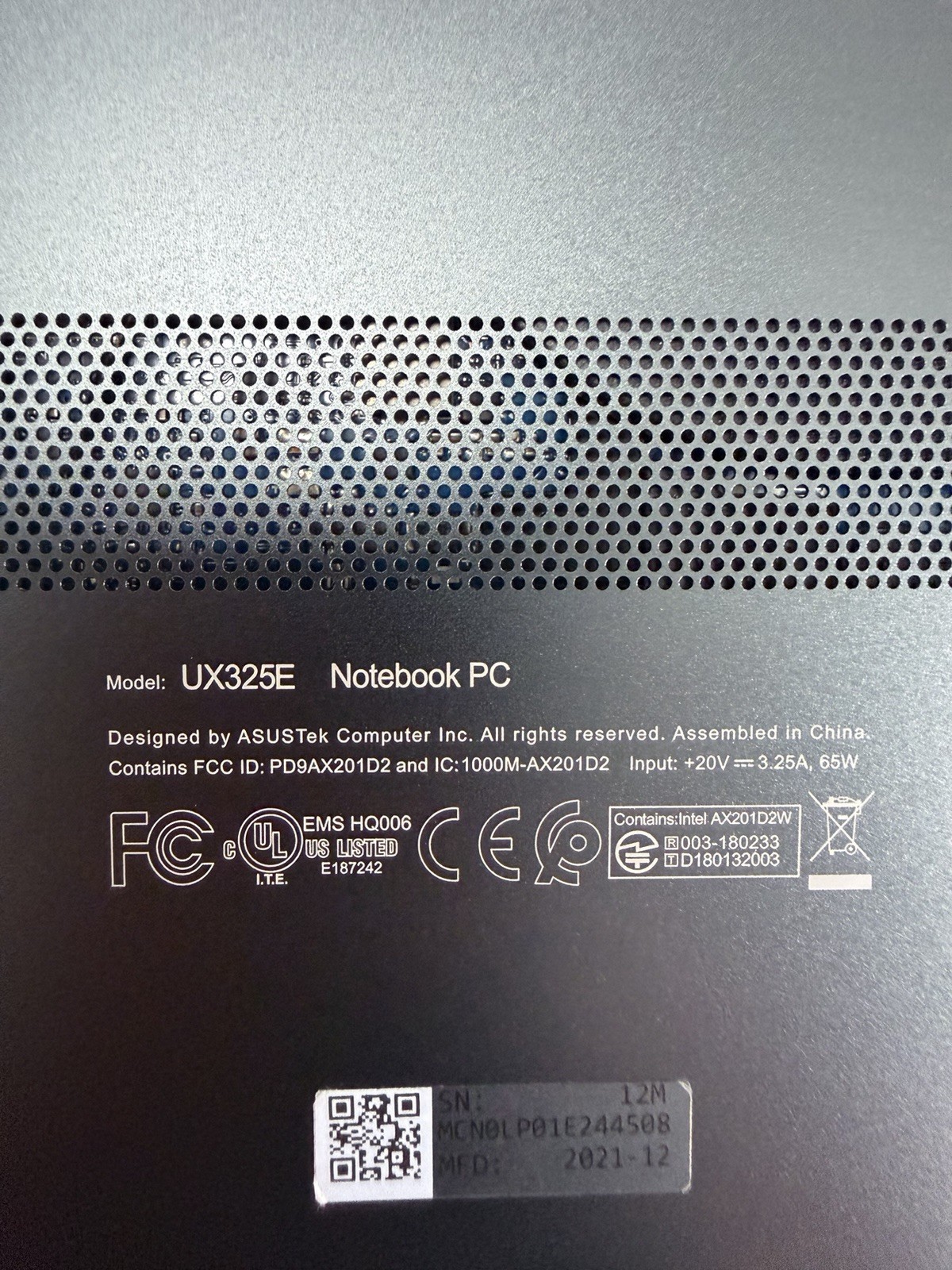 ASUS ZenBook 13, 13.3-Inch Laptop, with Intel Core i7-1165G7, 512 GB NVMe (Non-Volatile Memory Express)