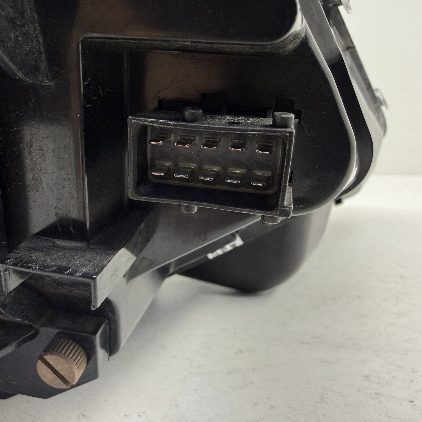 Aston Martin V8 2011-2016 Front Left Headlight P/N BG3313W030CB