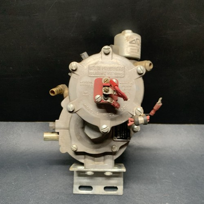 #ad Beam Model 50 Inlet Pressure 250 PSIG With Microvac Model 15 Assembly $75.00