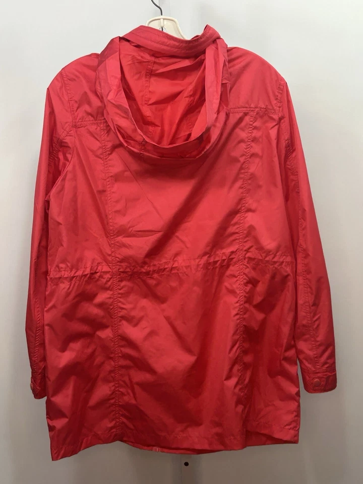 Chaqueta cortavientos roja resistente al agua para mujer St. John's Bay, talla XL.2T Foto 3 de 4